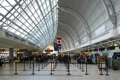 Cheap Flights from Toronto Pearson International (YYZ) to St .